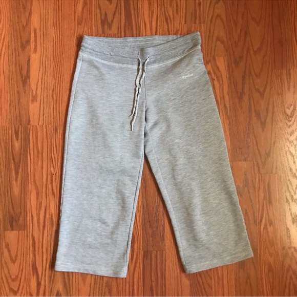 Reebok Other - Reebok Capri Pants